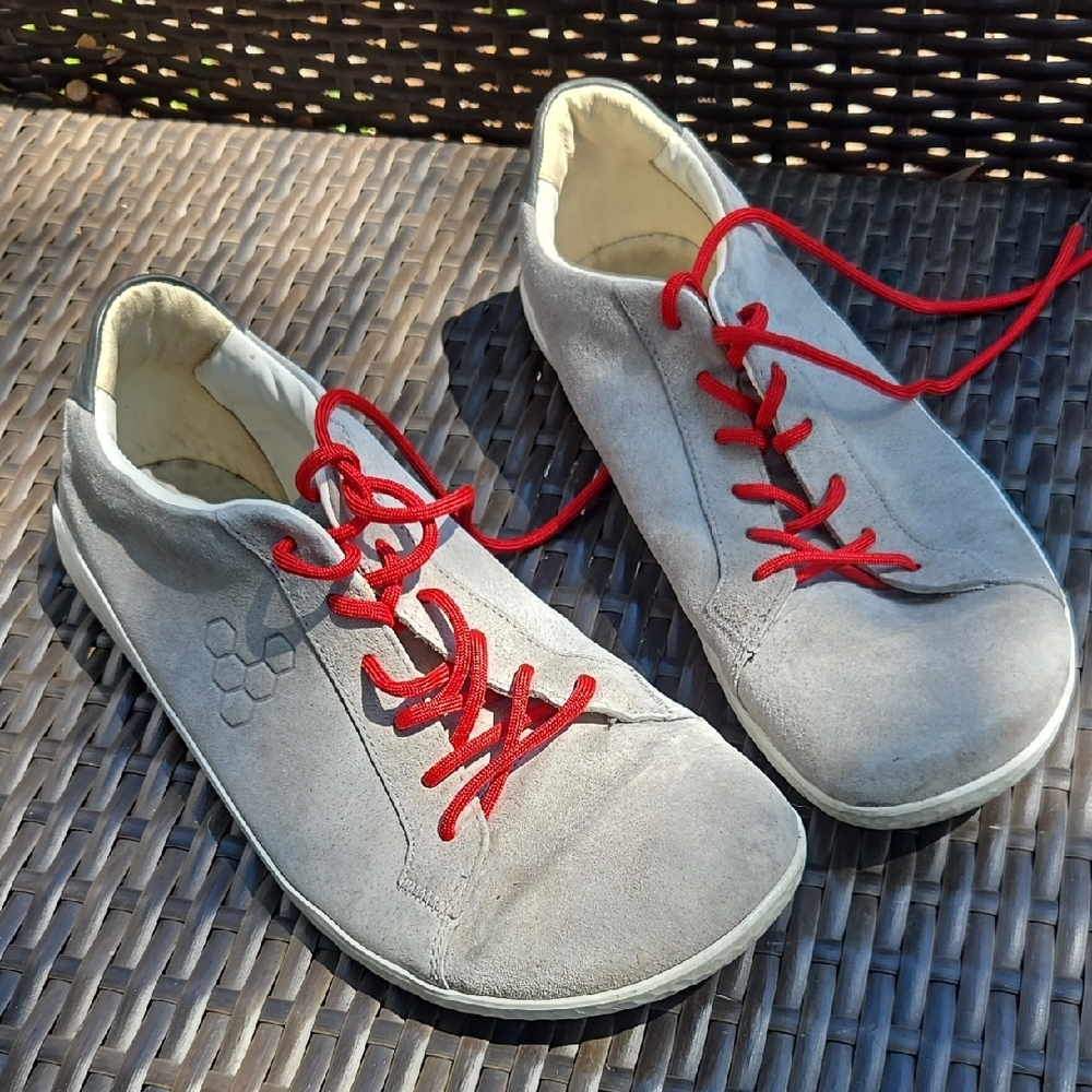 Vivo barefoot Men's Gray Shoes with Red Laces